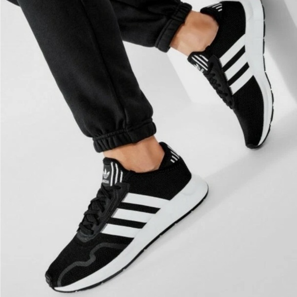 (C) Adidas SWIFT RUN X FY2110 Men's Running Shoes, Black/White, Size 9 - Picture 13 of 13